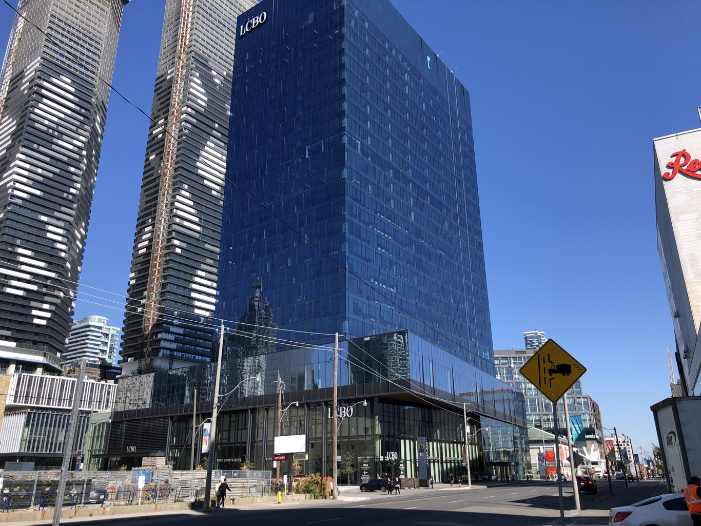 LCBO (multiple floors)